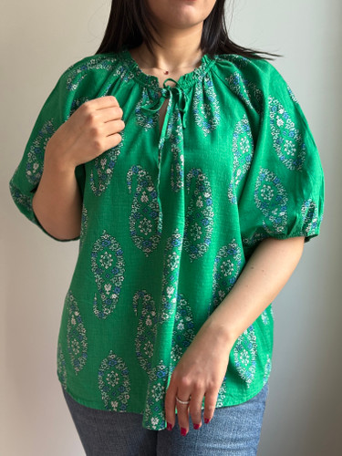 شومیز سبز گلدار